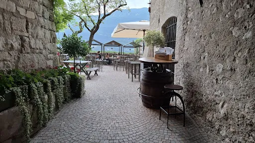 Bild von La Torre - Biergarten Forst