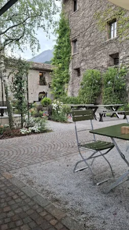 Bild von La Torre - Biergarten Forst