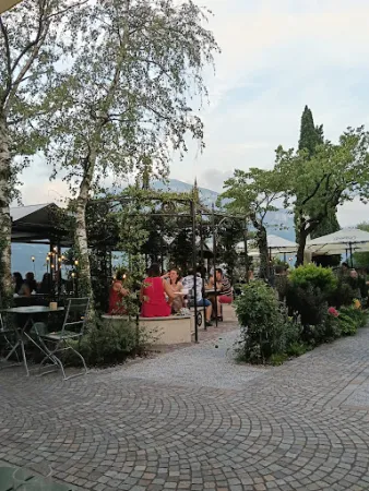 Bild von La Torre - Biergarten Forst