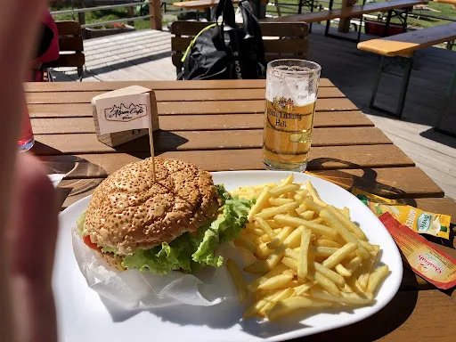 Bild von Risto bar hamburgheria Alpen café & bistrot
