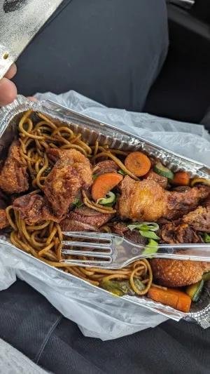 Gong - Pizzeria & Asiatisch