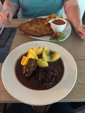 Bild von Restaurant & Sportsbar am Hallenbad