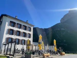 Hôtel Restaurant du Sanetsch