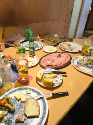 Restaurant & Cafe Altwirt