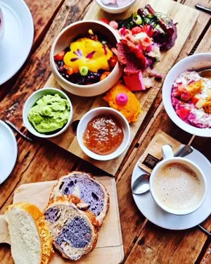 COLORZ Kitchen @Turbo Lama