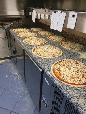 Alpen Pizzeria