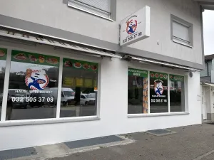 Amanos Pizzeria