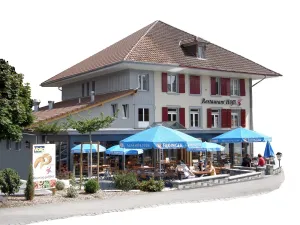 Restaurant "Höfli", Dorfplatz-Zentrum Seftigen