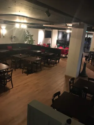 Café-Bar Lädeli
