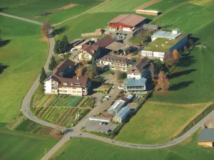 Stiftung Uetendorfberg, Schweizerische Wohn und Arbeitsgemeinschaft