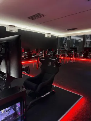 AP Café Burger & Indoor-Racing - Gourmet Burger, Fun & Sim Racing