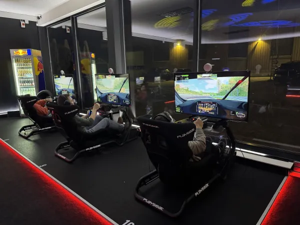 Bild von AP Café Burger & Indoor-Racing - Gourmet Burger, Fun & Sim Racing