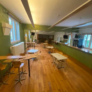 Hoperia Craftbeer Bar