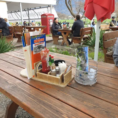 Bild von Hooters Interlaken GmbH