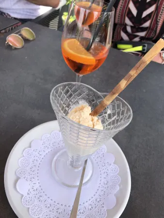 Bild von Säule 11 - das Bistro