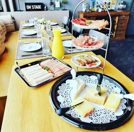 Bild von Säule 11 - das Bistro