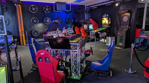 Bild von AP Café Burger & Indoor-Racing - Gourmet Burger, Fun & Sim Racing