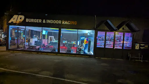 Bild von AP Café Burger & Indoor-Racing - Gourmet Burger, Fun & Sim Racing