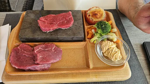 Bild von GASTHOF ZUM ANKER - Catering, Partyservice, Fondue Chinoise, Filet auf heissem Stein