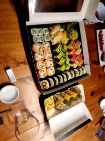 Bild von Ikura - Sushi Lounge | erstklassiges Sushi & japanische Köstlichkeiten