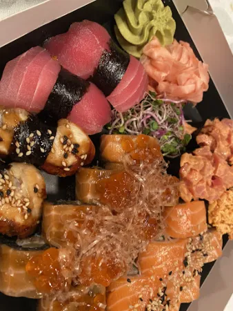 Bild von Ikura - Sushi Lounge | erstklassiges Sushi & japanische Köstlichkeiten