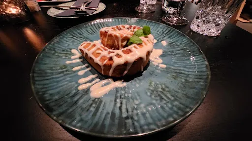 SHARE Restaurant&Bar at AVES Arosa