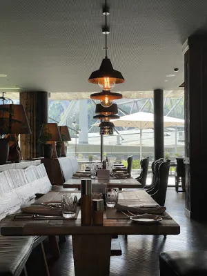 TWIST Restaurant & Terrasse