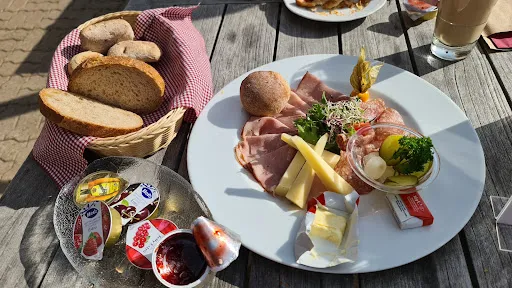 Bergrestaurant Pradaschier