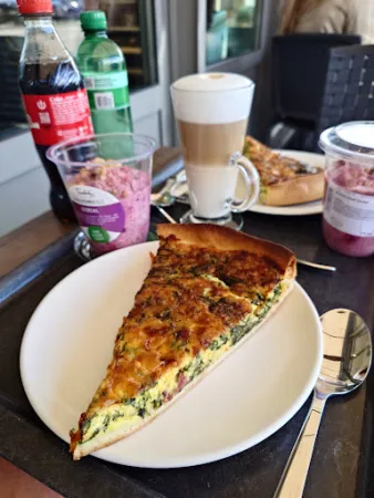 Bäckerei Konditorei Confiserie Café Tschirky