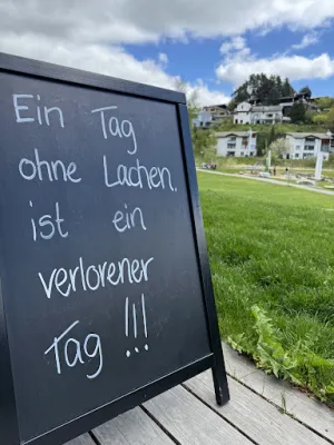Ustria Lags