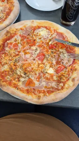 Bild von Pizzeria "Little Italy"