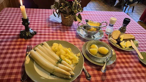 Bild von Schweizer Haus "Das Restaurant"
