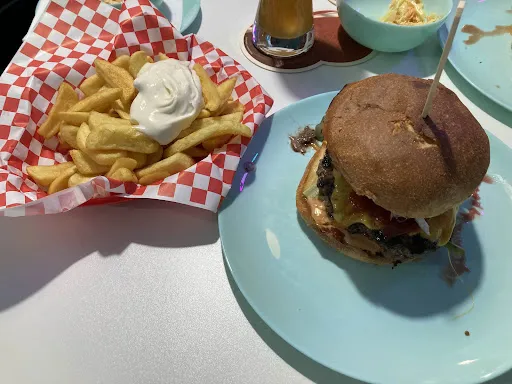 Bild von V8 Diner & Steakhouse