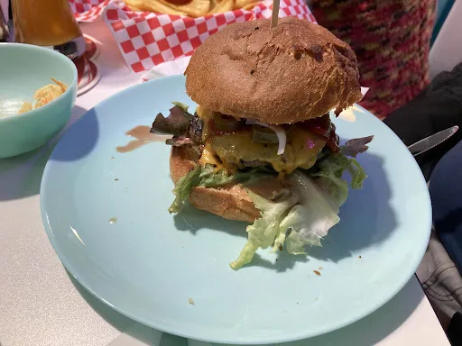 Bild von V8 Diner & Steakhouse