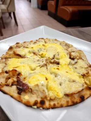 Café & Restaurant Granatapfel - رمانة