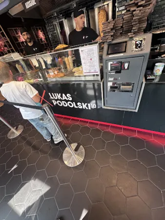 Bild von Mangal Döner X Lukas Podolski 10 Outlet Zweibrücken