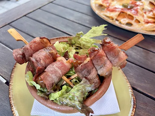 Bild von Hemingways Cocktail Lounge Restaurant Café
