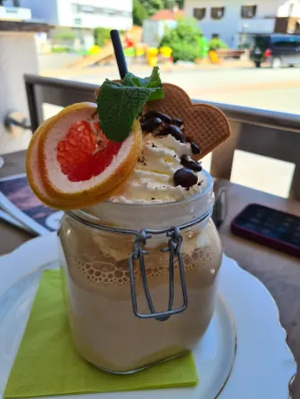 Bild von Dorfcafe Dine & Wine