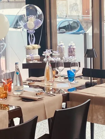Bild von Chapeau Bistrot