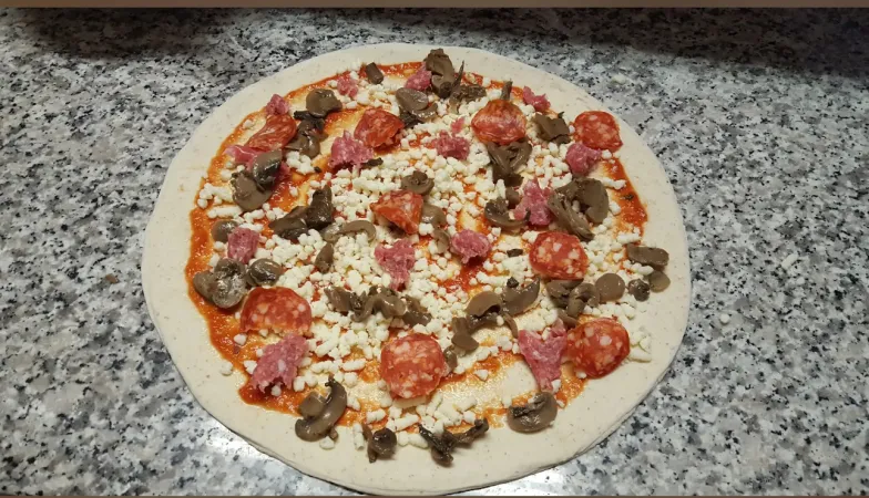 Bild von LA PIZZARELLA DI EISA KAMEL ( Kamil )