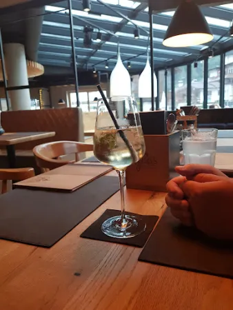 Bild von Gaspis Woodfired Restaurant & Bar direkt an der Dorfbahn der Zillertal Arena in Gerlos | Zillertal