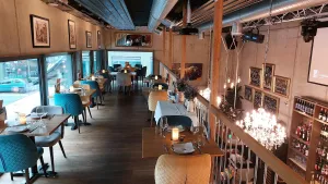 SIE7E Restaurant, Tapas & Bar