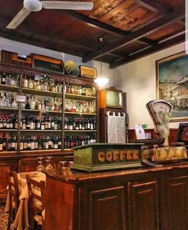 Bild von Asso Di Fiori Osteria Dei Formaggi