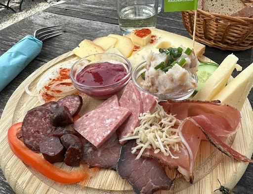 Bild von Bernhards Gemstel Alp