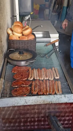 Metzgerei Spörl - Holzkohlegrill