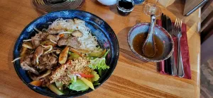 Vina Haus Vietnamesisches Restaurant & Sushi