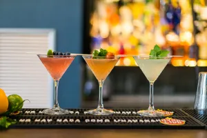 Lady green bar