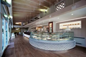 Cosmo Pasticceria Cucina