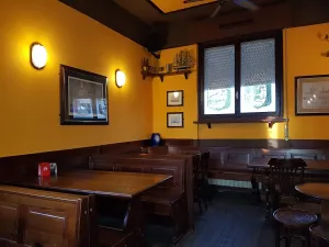 Joma pub