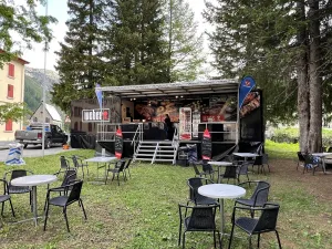 TRUCK LOUNGE GOMS